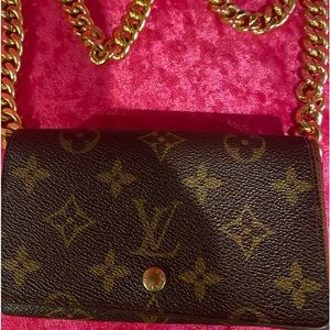 AUTHENTIC LOUIS VUITTON TRESOR WALLET CROSSBODY BAG